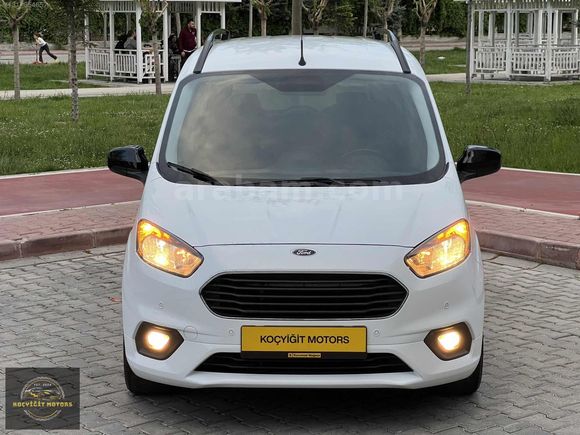 KOÇYİĞİT&MOTORS'DAN-FORD-TOURNEO-COURİER-JOURNEY-TİTANİUM-PLUS