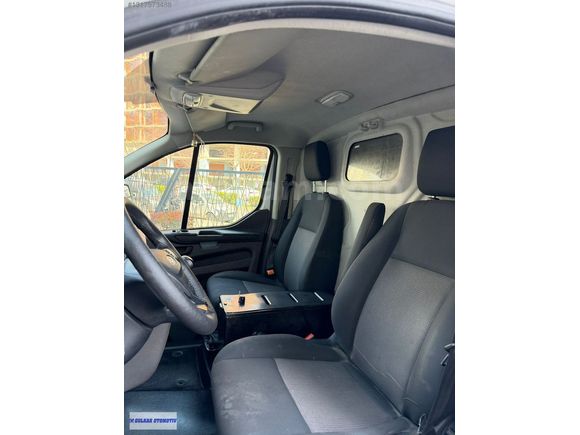 GÜLKAR/65BİNKM/UZUN ŞASE/2021 FORD TRANST CUSTOM 320L VAN/%20KDV