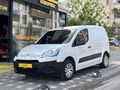EG GARAJ'DAN PANELVAN BERLİNGO