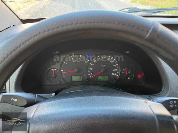 DERE MOTORS'DAN 2004 MODEL CONNECT 1.8 TDCI CLIMALI