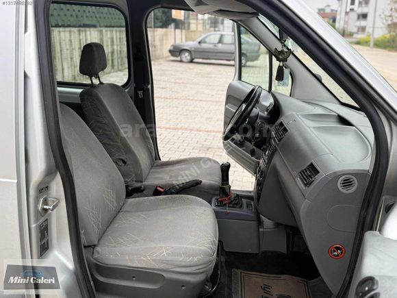 MİNİ GALERİ'DEN 2006 DÜŞÜK KM CONNECT
