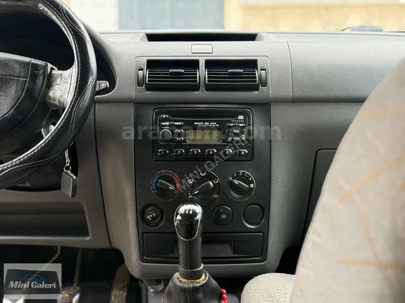 MİNİ GALERİ'DEN 2006 DÜŞÜK KM CONNECT
