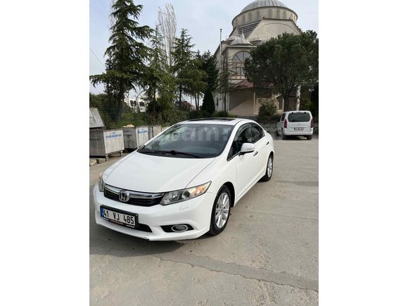 Sahibinden Honda Civic 1.6i VTEC Eco Elegance 2013 Model 