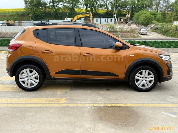 OSCAR'dan 2023 MODEL DACIA SANDERO STEPWAY 1.0 TCE EXPRERSSİON