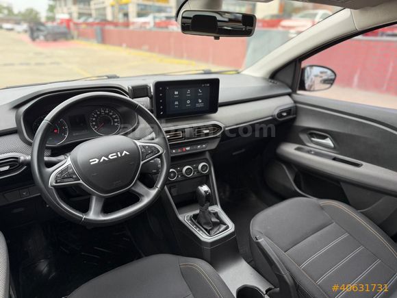 OSCAR'dan 2023 MODEL DACIA SANDERO STEPWAY 1.0 TCE EXPRERSSİON
