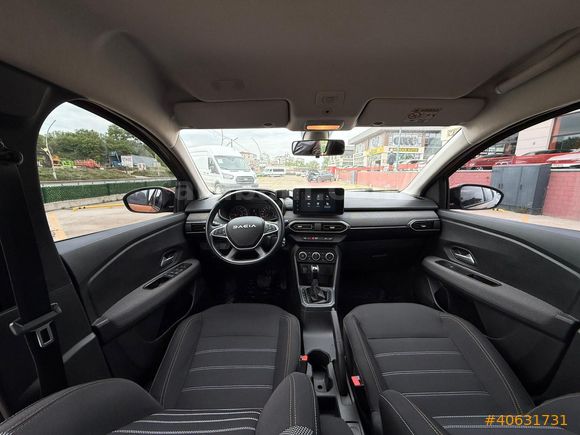 OSCAR'dan 2023 MODEL DACIA SANDERO STEPWAY 1.0 TCE EXPRERSSİON
