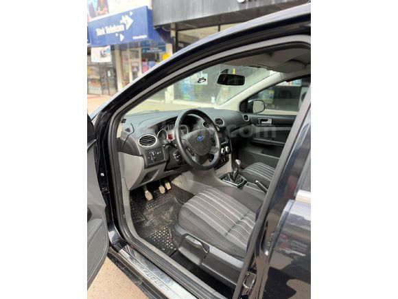 Sahibinden Ford Focus 1.6 Comfort 2011 Model
