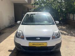 2006 FORD FİESTA MOTOR YÜRÜYEN KUSURSUZ TEMİZ ARAÇ
