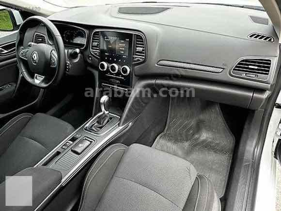 Sahibinden Renault Megane 1.3 TCe Touch 2024 Model 