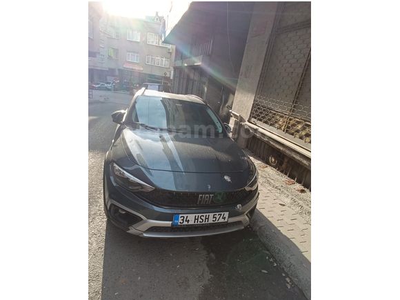 Sahibinden Fiat Egea Cross 1.4 Fire Street 2023 Model  33.000 km Mavi