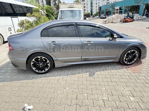 Sahibinden Honda Civic 1.6i VTEC Premium 2009 Model 