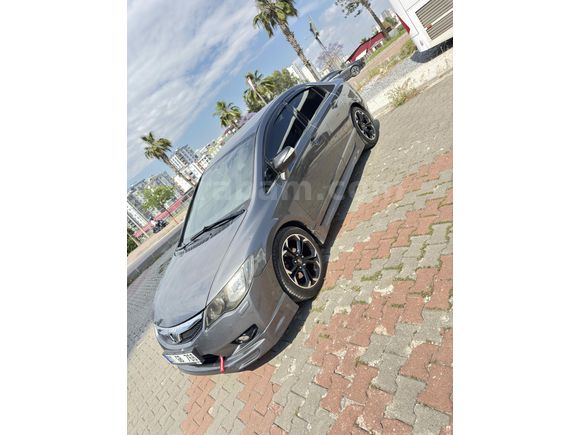 Sahibinden Honda Civic 1.6i VTEC Premium 2009 Model 