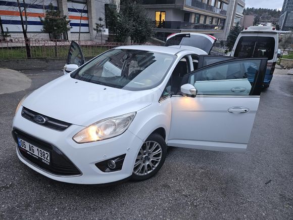 Sahibinden Ford C-Max 1.6 TDCi Titanium 2012 Model