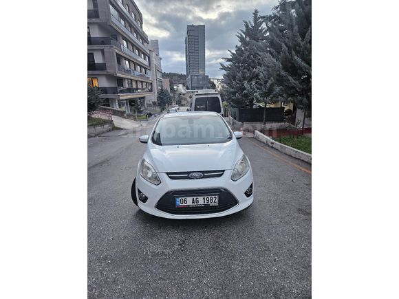 Sahibinden Ford C-Max 1.6 TDCi Titanium 2012 Model