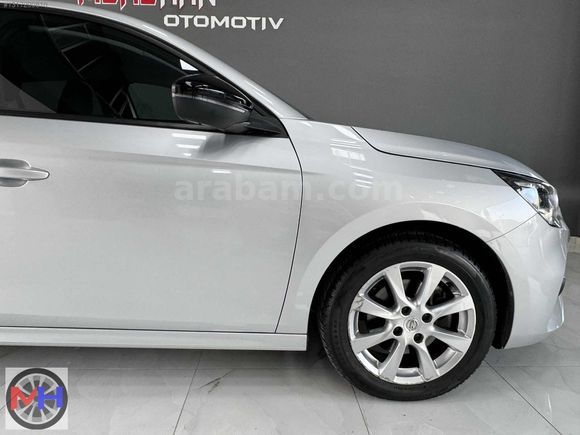 HATASIZ BOYASIZ 2023 CORSA 1.2 TURBO EDİTİON SERVİS BAKIMLI