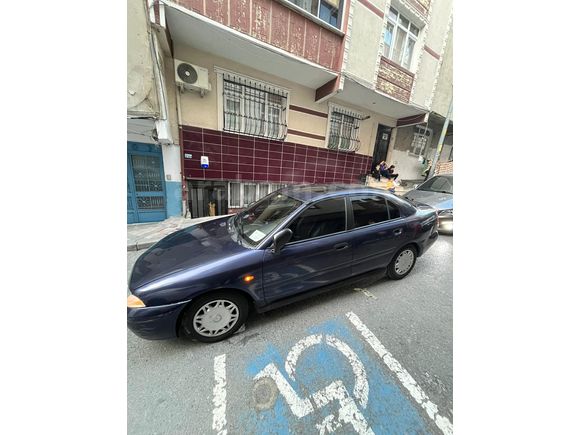 Sahibinden Mitsubishi Carisma 1.6 GLX 2000 Model