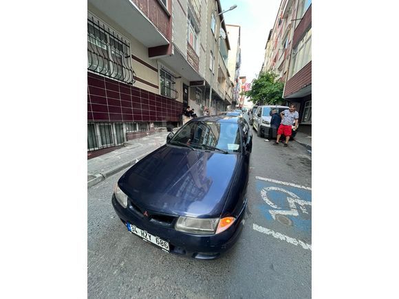 Sahibinden Mitsubishi Carisma 1.6 GLX 2000 Model