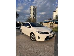 Sahibinden Toyota Auris 1.4 D-4D Active Skypack 2013 Model 