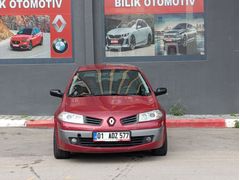 AZ YAKITLI MOTOR YÜRÜYEN MÜKEMMEL