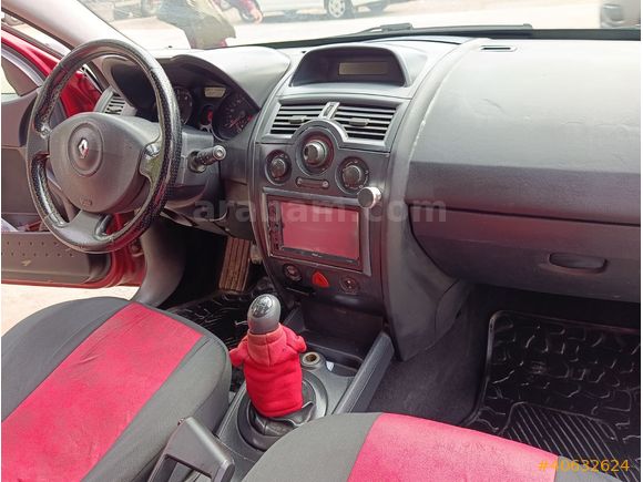 AZ YAKITLI MOTOR YÜRÜYEN MÜKEMMEL