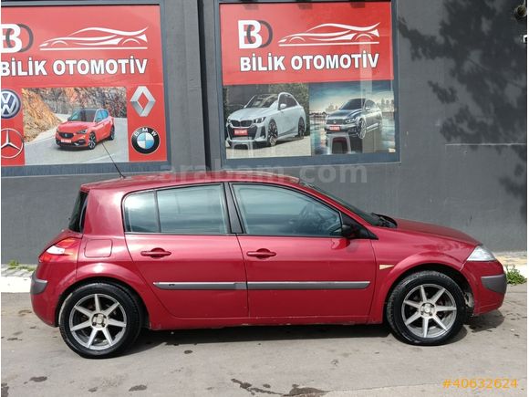 AZ YAKITLI MOTOR YÜRÜYEN MÜKEMMEL