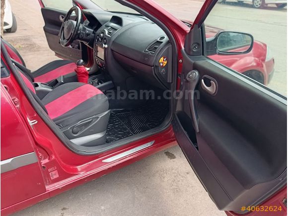 AZ YAKITLI MOTOR YÜRÜYEN MÜKEMMEL