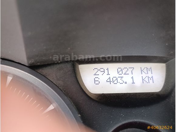 AZ YAKITLI MOTOR YÜRÜYEN MÜKEMMEL