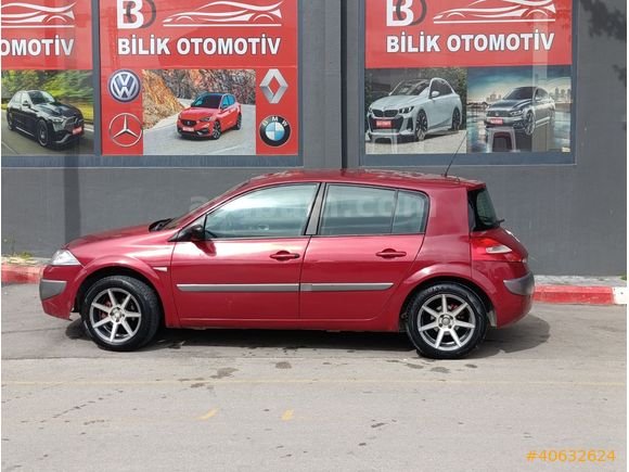 AZ YAKITLI MOTOR YÜRÜYEN MÜKEMMEL