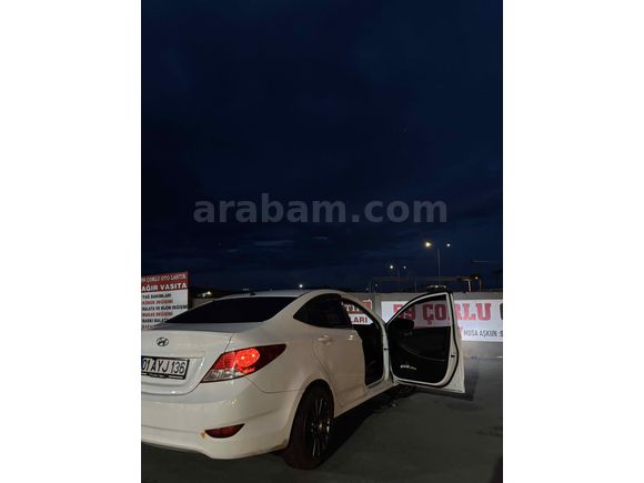 Sahibinden Hyundai Accent Blue 1.4 D-CVVT Mode 2016 Model 