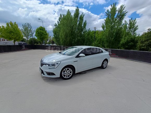 Sahibinden Renault Megane 1.3 TCe Joy 2020 Model 