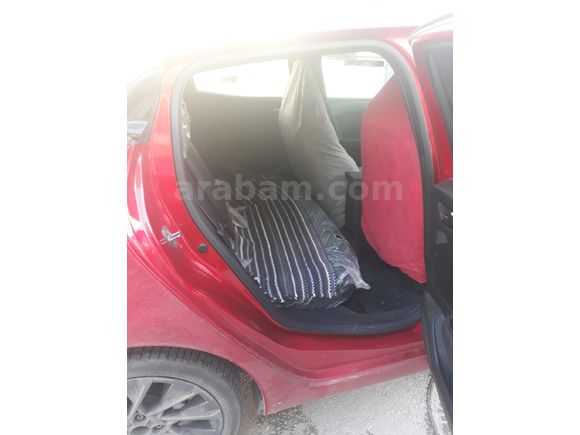 Sahibinden Renault Clio 1.0 TCe Techno Esprit Alpine 2024 Model