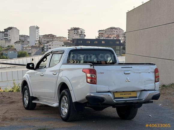 L 200 2.4 DI-D 4x2 Storm