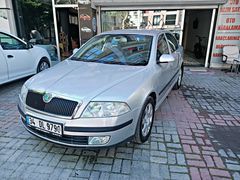 124 Bin KM / Otomatik Octavia Elegance/Bakımlar Yeni Masrafsız