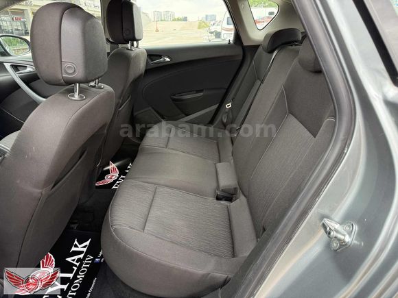 LEYLAK'TAN 2013 OPEL ASTRA 1.3 CDTI EDİTION DEĞİŞENSİZ