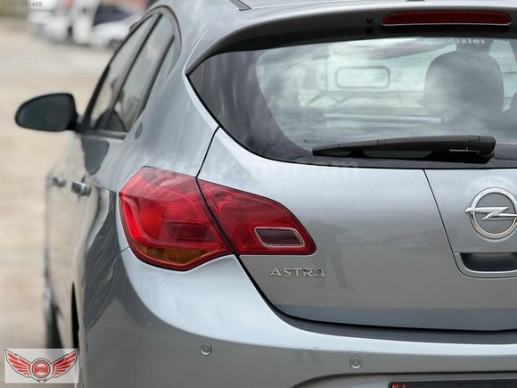 LEYLAK'TAN 2013 OPEL ASTRA 1.3 CDTI EDİTION DEĞİŞENSİZ