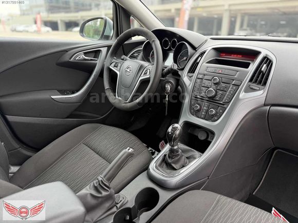 LEYLAK'TAN 2013 OPEL ASTRA 1.3 CDTI EDİTION DEĞİŞENSİZ