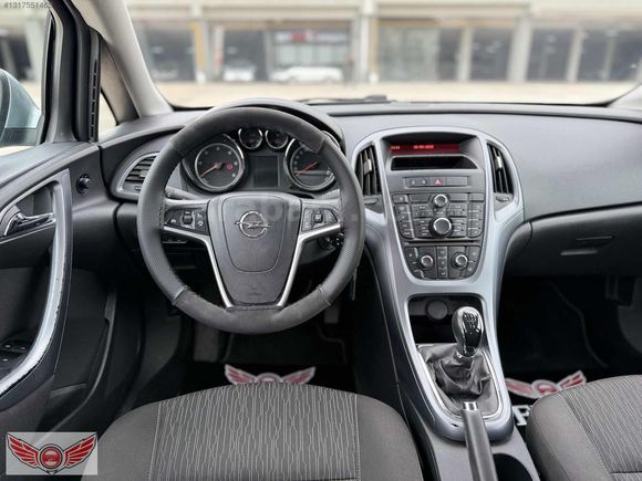 LEYLAK'TAN 2013 OPEL ASTRA 1.3 CDTI EDİTION DEĞİŞENSİZ