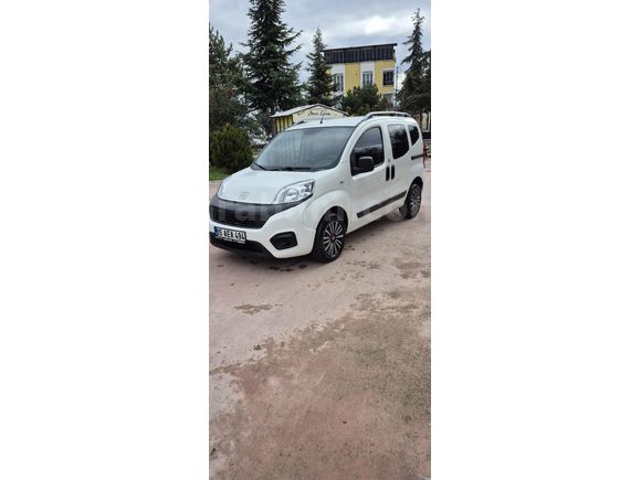 Sahibinden Fiat Fiorino Combi 1.3 Multijet 100. Yıl Özel Seri 2023 Model  63.000 km Beyaz
