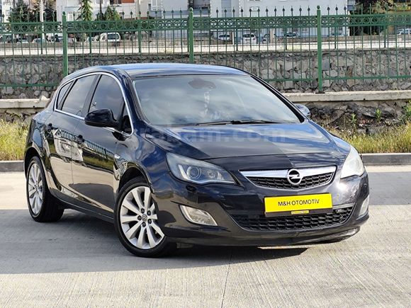 2011 Astra Cosmo Otomatik 1.4 T 140 Hb Bakımlı Temiz Masrafsız