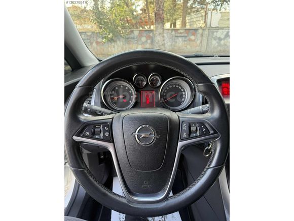 ŞİMŞEK AUTO'DAN 2013 OPEL ASTRA 1.4 T COSMO OTOMATİK KM 105 BİN