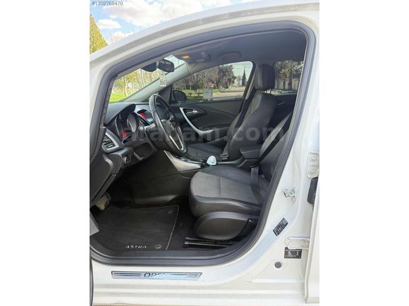 ŞİMŞEK AUTO'DAN 2013 OPEL ASTRA 1.4 T COSMO OTOMATİK KM 105 BİN