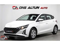 ONS ALTUN AUTO HYUNDAİ İ20 1.4 MPİ JUMP GERİ GÖRÜŞ HAYALET EKRA