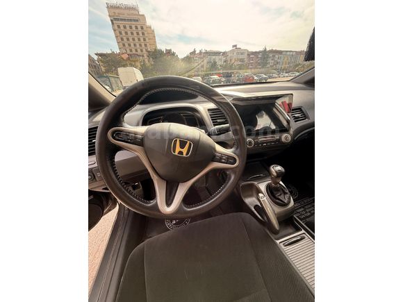 Sahibinden Honda Civic 1.6i VTEC Elegance 2011 Model