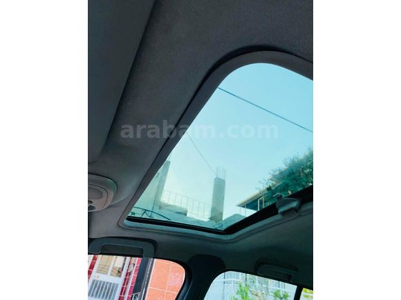 Bayandan Temiz Renault Clio 1.4 RXT 2002 Model 