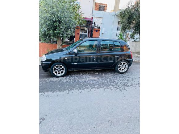 Bayandan Temiz Renault Clio 1.4 RXT 2002 Model 