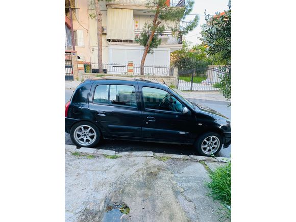 Bayandan Temiz Renault Clio 1.4 RXT 2002 Model 