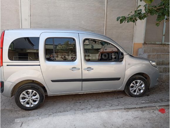 Sahibinden Renault Kangoo 1.5 dCi Touch 2017 Model