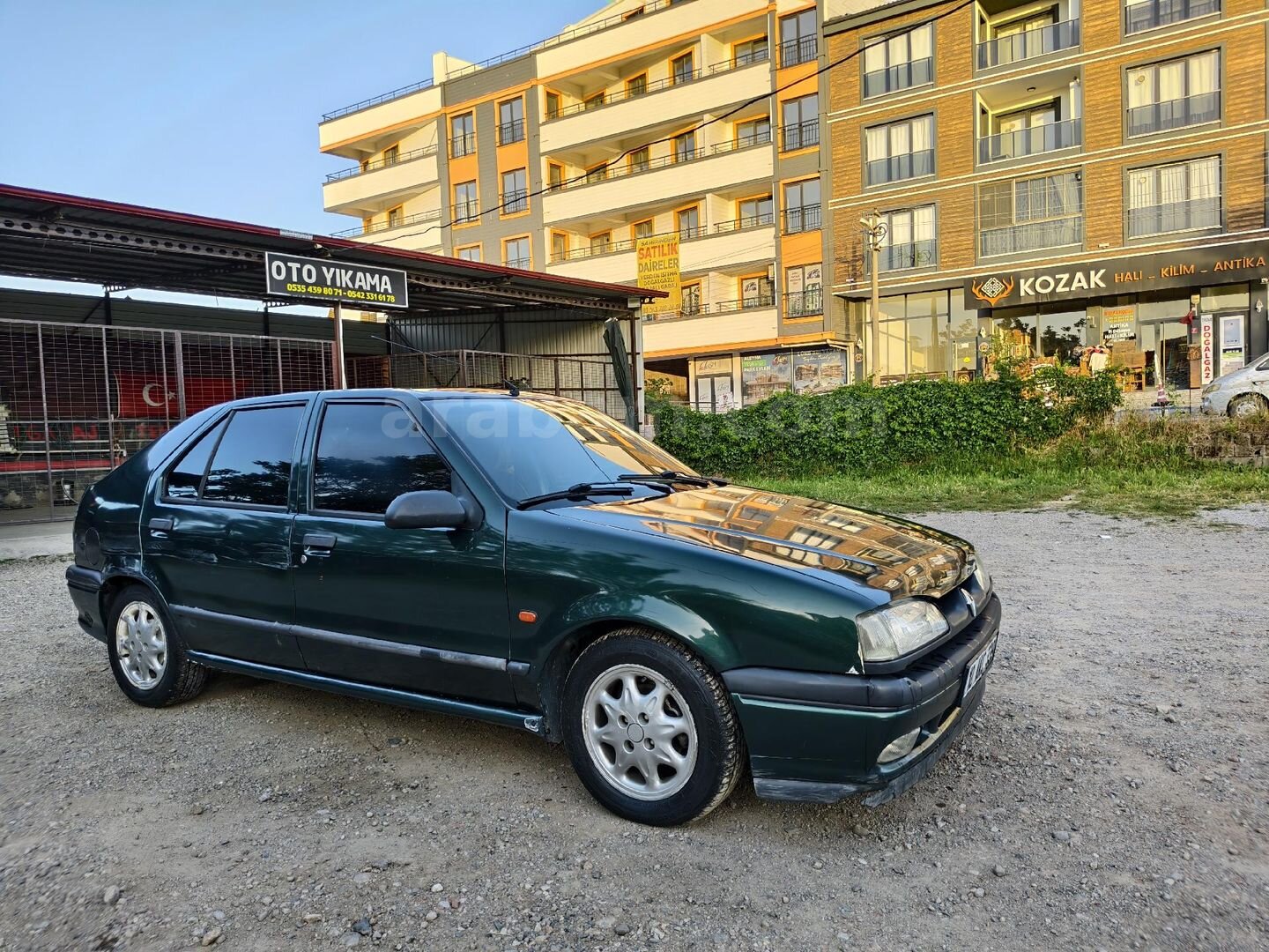 Galeriden Renault R 19 1.6 Europa RT 1996 Model Balıkesir 415.000 km Mavi 2