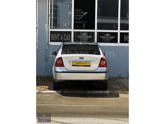İNCİRLİK AUTO'DAN FULL BAKIMLI FORD FOCUS