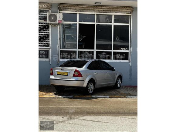 İNCİRLİK AUTO'DAN FULL BAKIMLI FORD FOCUS